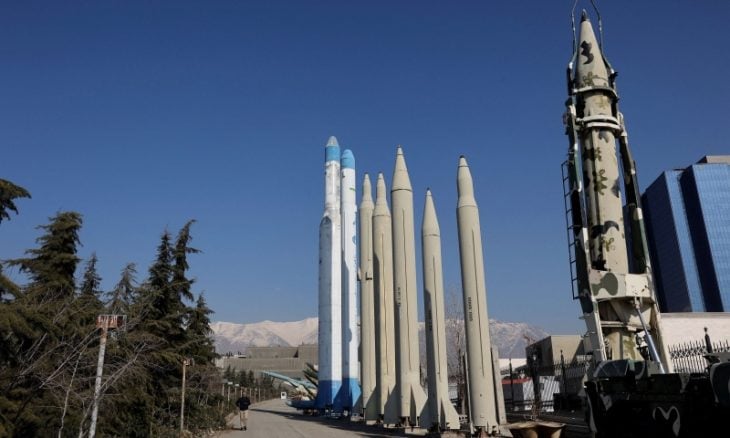 قناة عبرية: إسرائيل تحاول منع أي اتفاق لا يشمل برنامج إيران الصاروخي