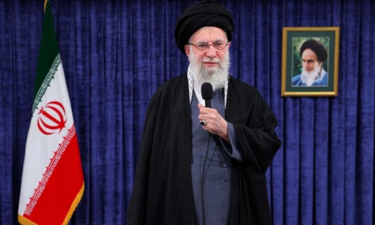 خامنئي: العدو يتوق لإيران ما قبل الثورة ويجب تحطيم آماله