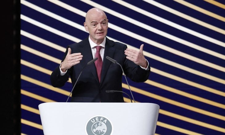 رئيس الفيفا يحتفل بحصوله على الجنسية اللبنانية- (فيديو)