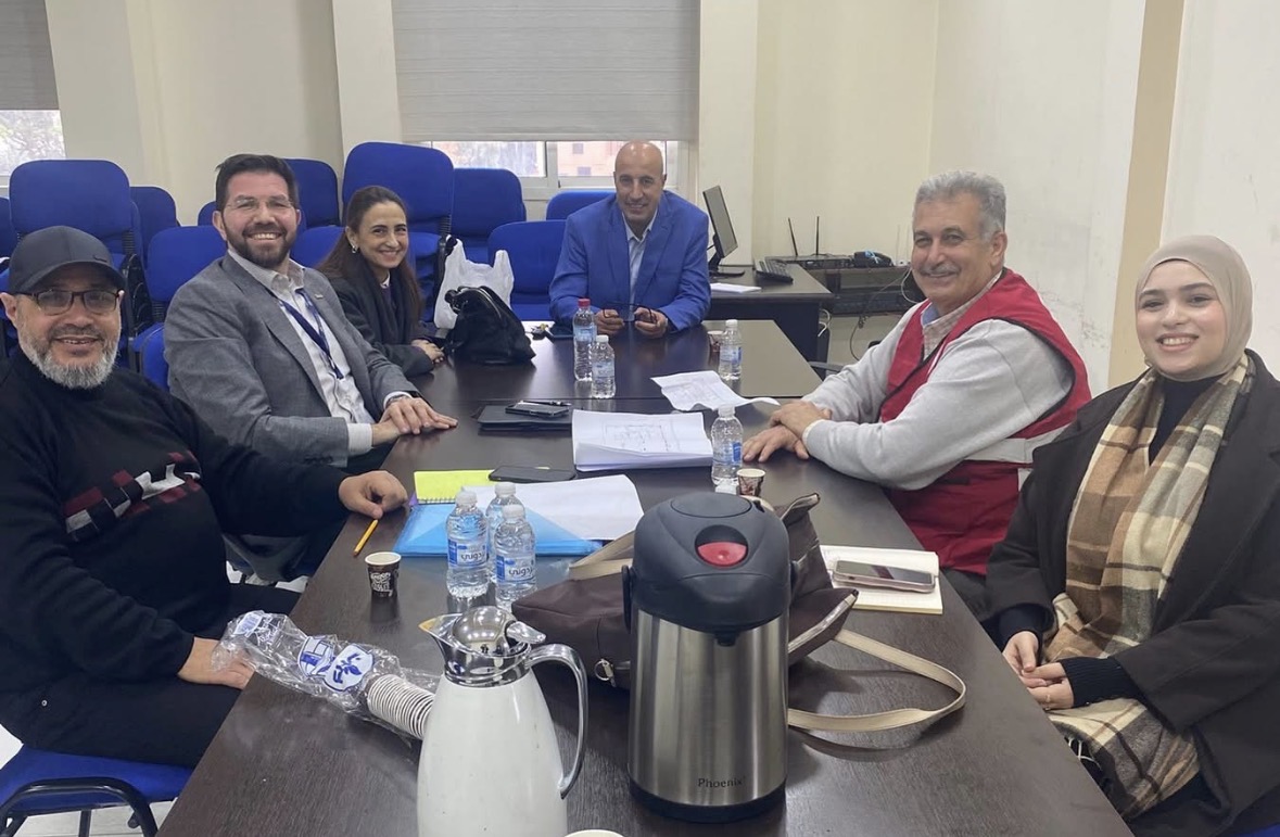 وفد من ANERA يزور  مستشفى صفد التابعه لجمعية الهلال الاحمر الفلسطيني في البداوي