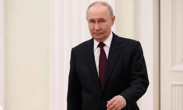 بوتين يدعو في اتصال مع بزشكيان إلى وقف لإطلاق النار