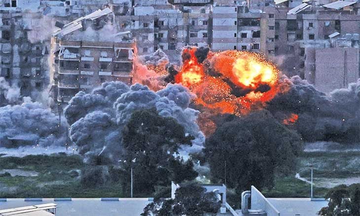 إسرائيل تقصف «الضاحية»… و«حزب الله» يصيب 8 جنود بينهم نجل سموتريتش