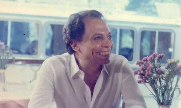 عادل إمام بدأ تسجيل مذكراته تلفزيونيا