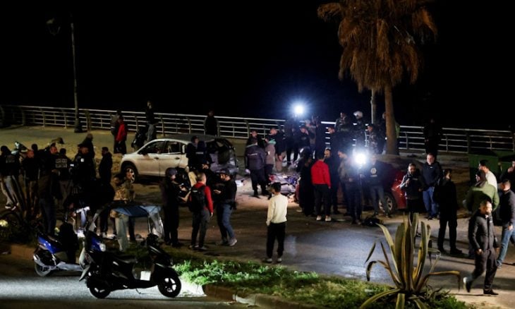 إسرائيل ترتكب مجزرة بحق النازحين في منطقة الرملة البيضاء ببيروت- (فيديوهات)