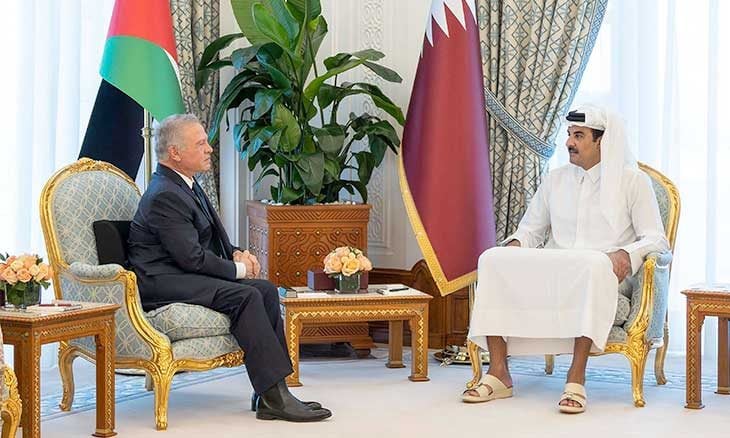 أمير قطر وملك الأردن يدعوان لوقف كافة الأعمال العسكرية