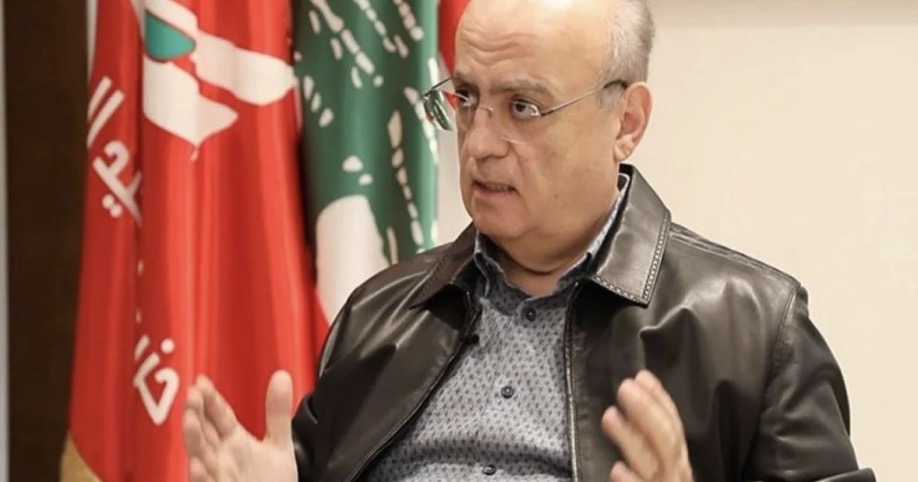 وهاب يدخل على خط الأزمة… ويحذّر من "استفزاز البيئة الشيعية"