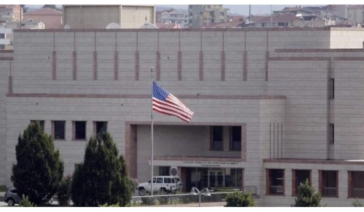 اعتراض تهديد جوي استهدف السفارة الأميركية في عوكر… وتفعيل البروتوكول الأمني داخلها