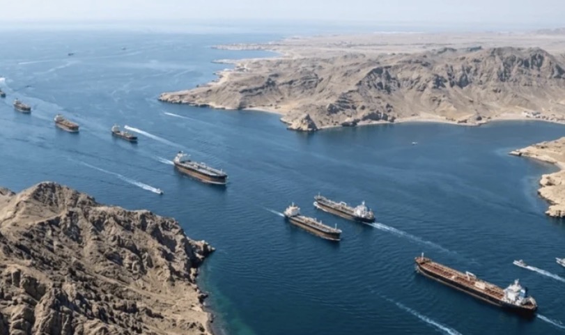 بين الرسوم وحرية الملاحة… القانون الدولي يحسم الجدل حول هرمز