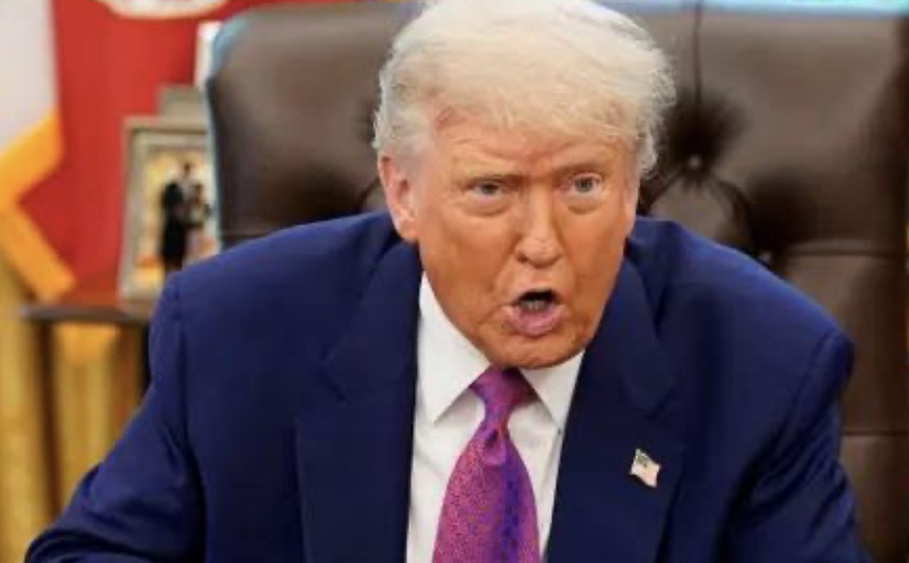 "أغبياء وغير متزنين"… ترامب يفجّر مواجهة عنيفة مع هؤلاء