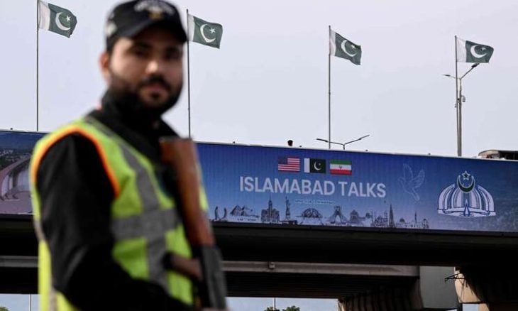 وصول وفد إيراني برئاسة قاليباف إلى باكستان قبيل محادثات مع الولايات المتحدة- (فيديوهات)