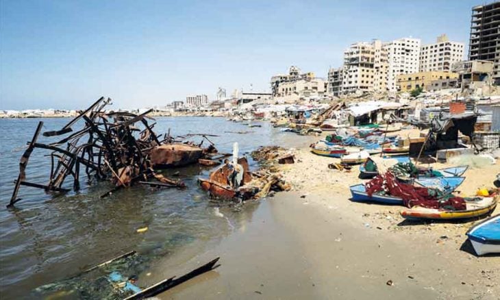 صيادو غزة بلا بحر: لقمة العيش تغرق في صمت الحصار