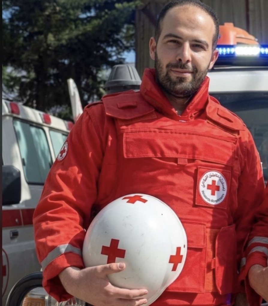 من الإغاثة إلى الاستهداف… استشهاد عنصر من الصليب الأحمر