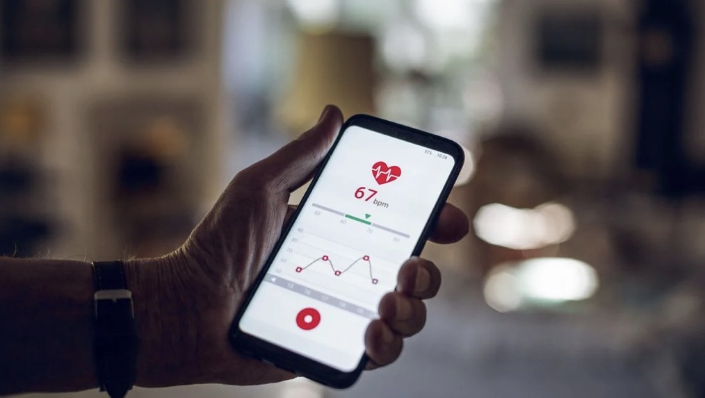 روايات أمنية تطفو في زمن الحرب... من النبض إلى "بصمة القلب": إسرائيل تتعقّب الأهداف؟