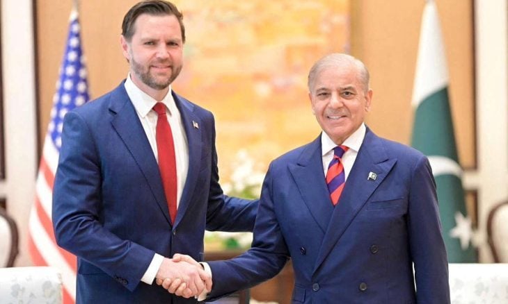 ترامب: مسؤولون أمريكيون سيتوجهون لباكستان الإثنين لإجراء مفاوضات مع إيران