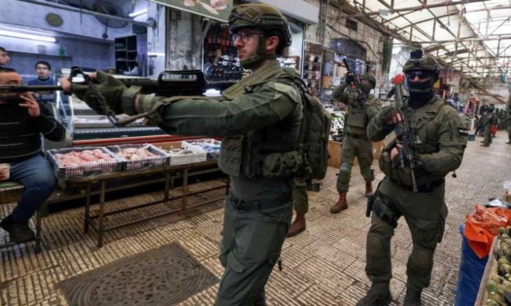 استشهاد طفل فلسطيني برصاص الاحتلال خلال اقتحام نابلس.. وتطويق قرية بحثا عن “راشق مستوطنين بالحجارة”