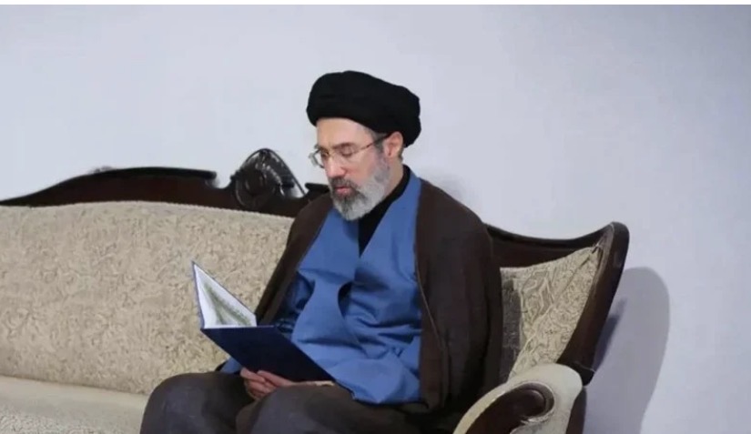 بين الحروق والعمليات… تفاصيل جديدة عن وضع مجتبى خامنئي الصحي