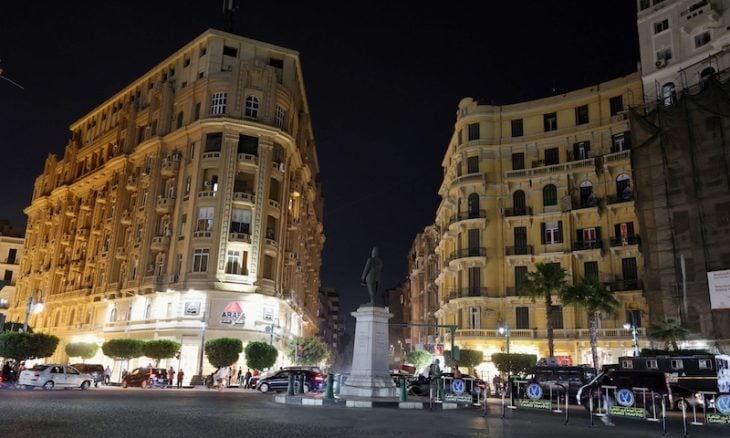 مصر تلغي قرار الغلق المبكر للمحال والمطاعم بعد شهر من تنفيذه