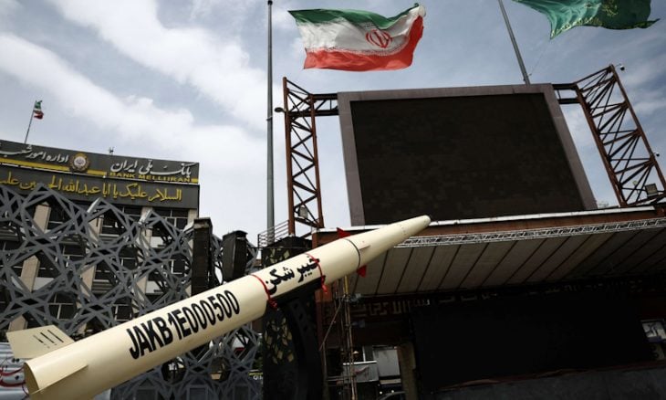 هل تحسن مستوى أنظمة الدفاع الجوي ودقة الصواريخ الإيرانية وراء تردد أمريكا في استئناف الحرب؟