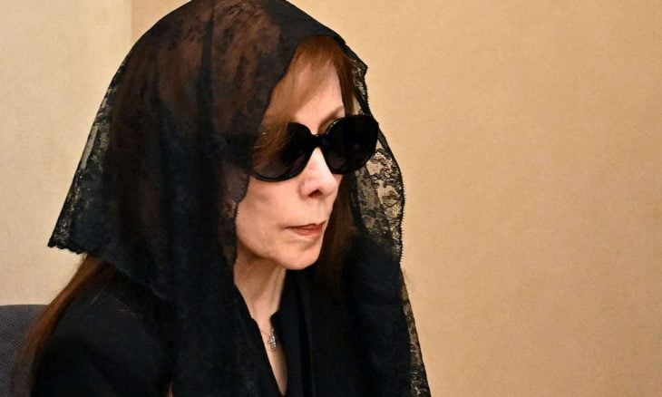 نقيب الموسيقيين في لبنان ينفي شائعة وفاة فيروز ويؤكد أنها بخير