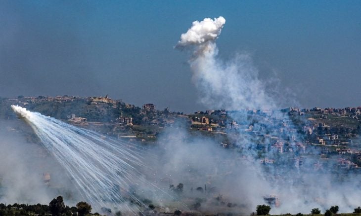 صحيفة عبرية: كيف باتت حروب إيران ولبنان مقامرة غير محسوبة أمريكياً وإسرائيلياً؟