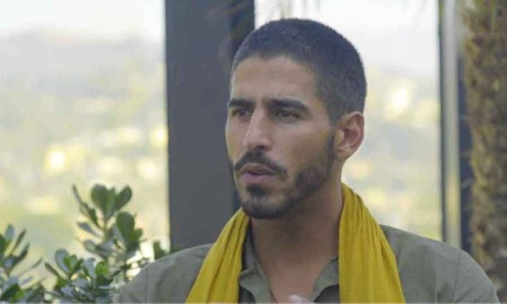 الكويت تسحب الجنسية من صحافي بعد أسابيع من احتجازه في السجن