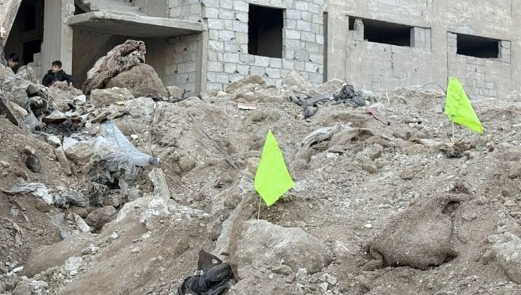أطفال بين الضحايا... نبش "حفرة التضامن" يعيد فتح جراح دمشق