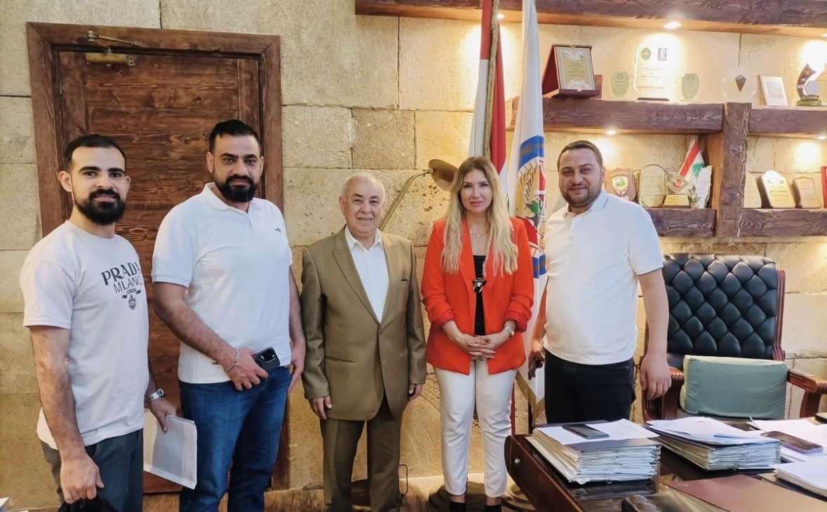 اجتماع مع سعادة المحافظ إيمان الرافعي، بحضور رئيس بلدية وادي النحلة أحمد عبدالله سيف، في طرابلس