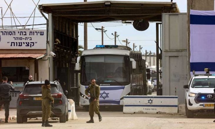 إسرائيل.. أمر قضائي بوقف تنفيذ خطة نقل تماسيح لسجن يحتجز فلسطينيين