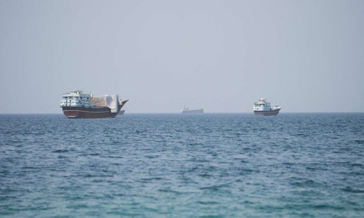 لوفيغارو: الفخ الإيراني يشتد حول مضيق هرمز وأسنانه تنغلق على ترامب