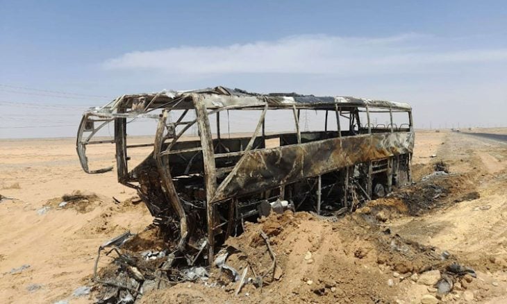 18 قتيلا غالبيتهم أطفال في اصطدام شاحنتي نقل عمال في مصر- (فيديو)