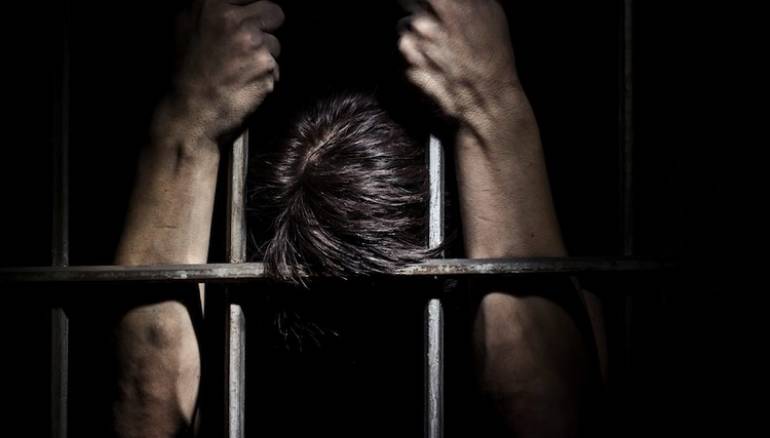 إلغاء الإعدام وإقرار العفو العام.. أي عدالة يريدها لبنان؟
