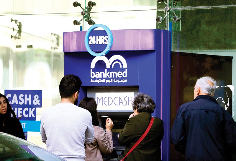 ملف الـ4 ملايين يهز BankMed… الحاموش يدّعي على مدير فرع الحمرا