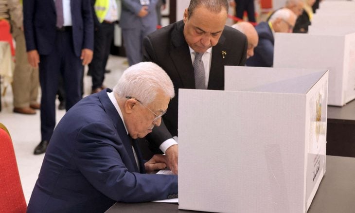 فلسطين تبدأ تسجيل الناخبين لأول انتخابات تشريعية منذ 20 عاما