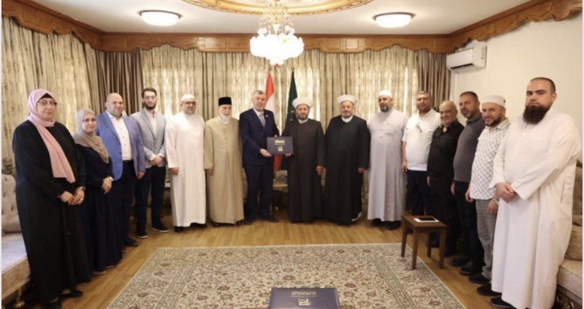 جامعة طرابلس لبنان توقع اتفاق تعاون مع أزهر البقاع