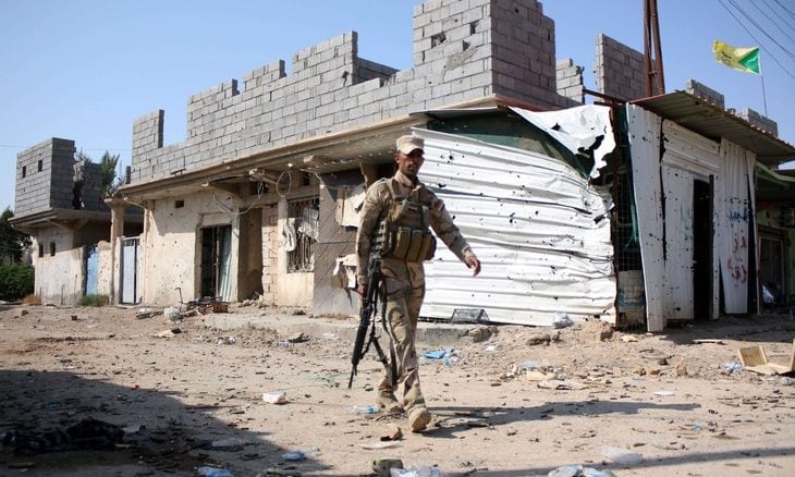 زعيم عراقي سني يرفض دعوة من “حزب الله” للصلاة في جرف الصخر: لا تجوز في “أرض مغتصبة”