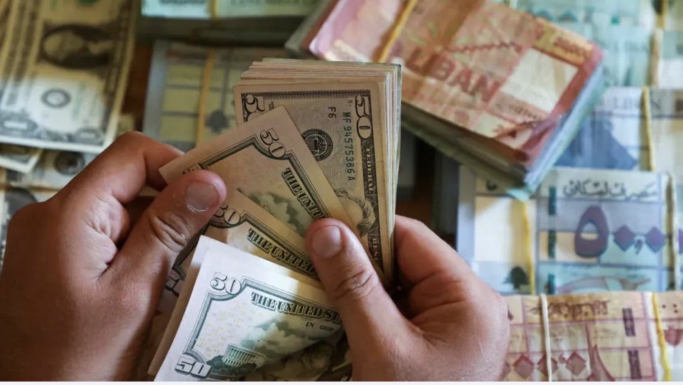 مصرف جديد على لائحة واشنطن… هل تتأثر التحويلات إلى لبنان؟