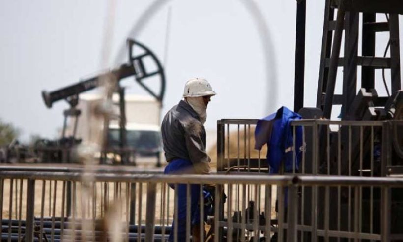 النفط يرتفع بأكثر من 3% مع عودة الضربات العسكرية بين أمريكا وإيران