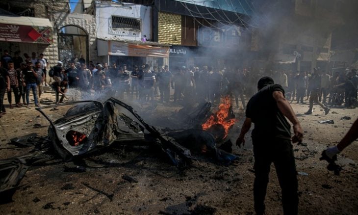 استشهاد 5 فلسطينيين وإصابة آخرين بهجمات إسرائيلية على قطاع غزة