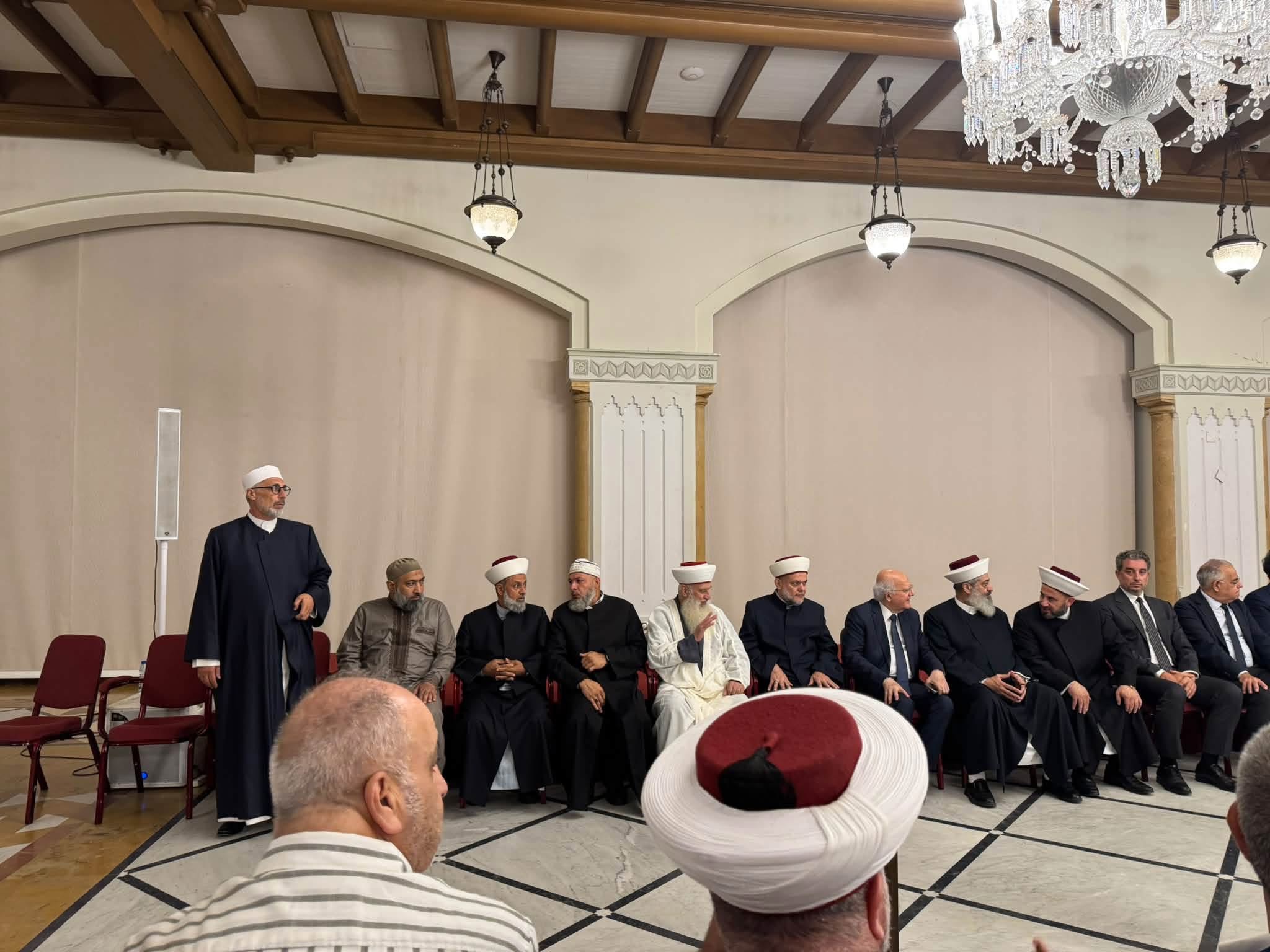 *وفد هيئة علماء فلسطين – فرع لبنان يعزّي المفتي علي الغزاوي والمفتي زيد بكار*