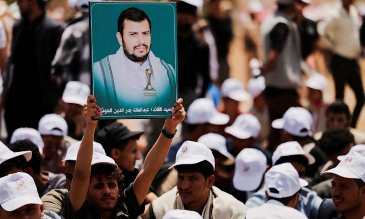 معهد دراسات عبري: المعركة على باب المندب فرصة سياسية وأمنية لإسرائيل لبناء شراكة مع السعودية
