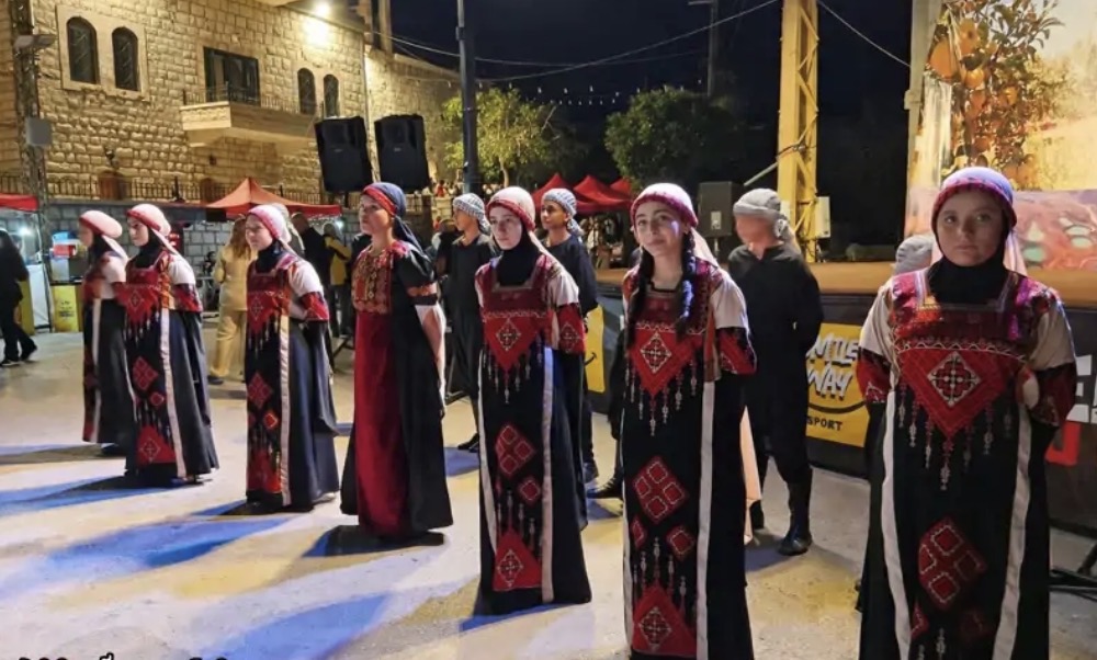 فرقة الكوفية للتراث الشعبي الفلسطيني تحيي مهرجان Kermelik يا كفرسلوان
