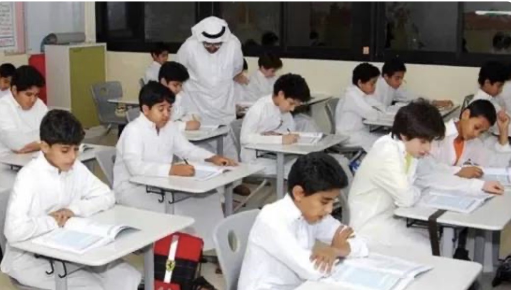 المسيّرات تُقفل مدارس خاصة في الرياض؟ قرار مفاجئ بلا تفسير