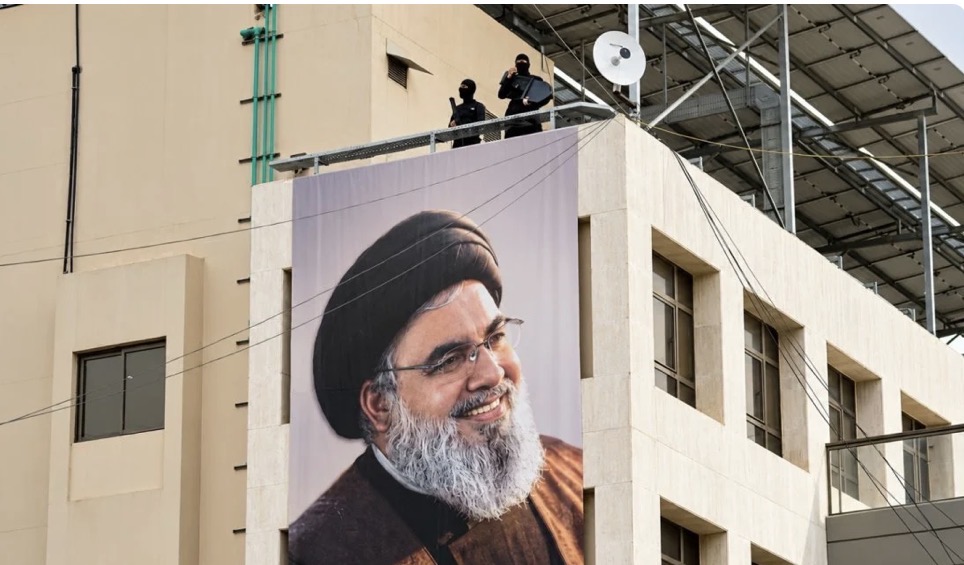 تقرير إسرائيلي: "عرفنا متى ينام وماذا يأكل"... لماذا بقي نصرالله في موقعه بعد تفجير "البيجر"؟