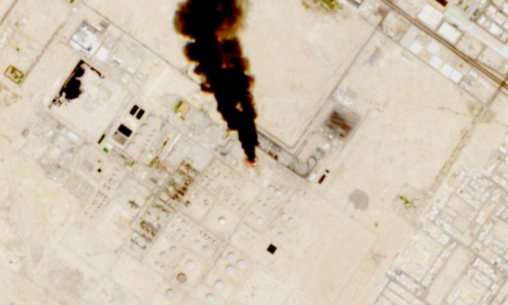انفجارات قوية تهز شمال الرياض… والحوثيون يعلنون تنفيذ 3 عمليات في السعودية