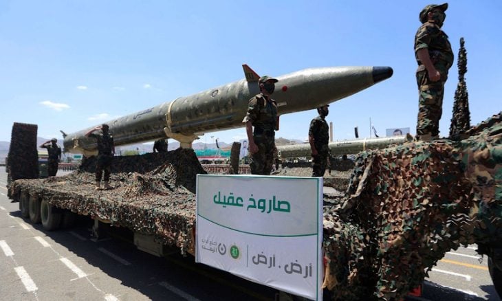 تقرير: الحوثيون يسعون لتطوير صواريخ باليتسية باستخدام قطع غيار صينية