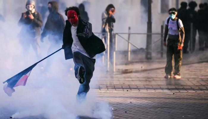 احتجاجات فرنسا: انقسام حول المسؤولية عن أعمال الشغب والدروس التي يجب استخلاصها