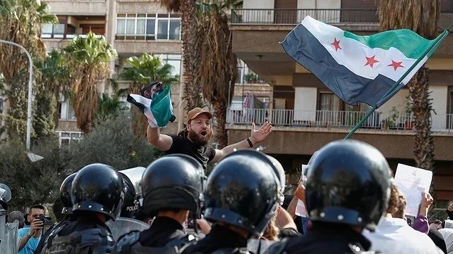 "خيبر خيبر يا يهود" تهزّ سوريا… تظاهرات ضد إسرائيل في معاقل الشرع!